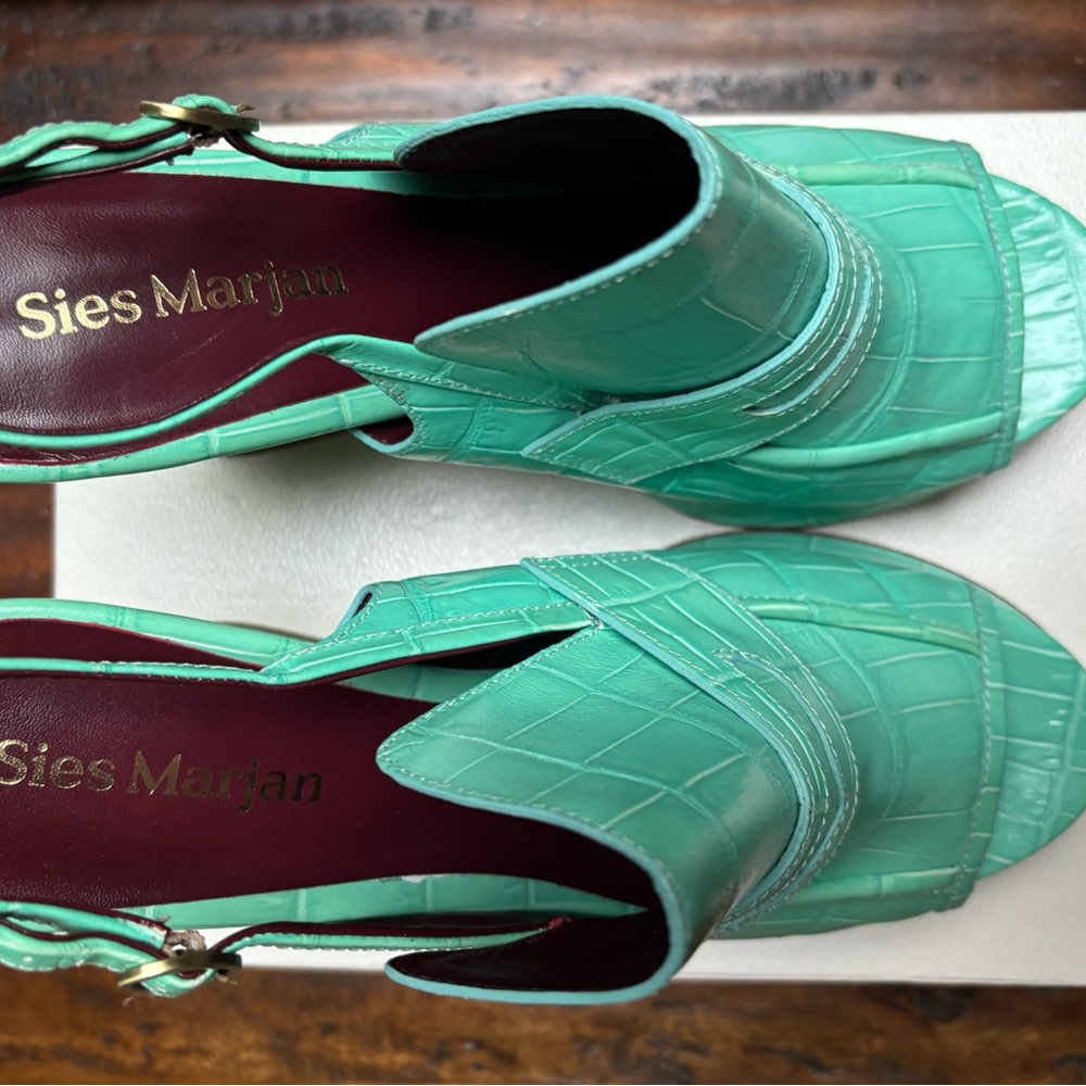 Sies Marjan Green Heeled Shoes with Modern Design
